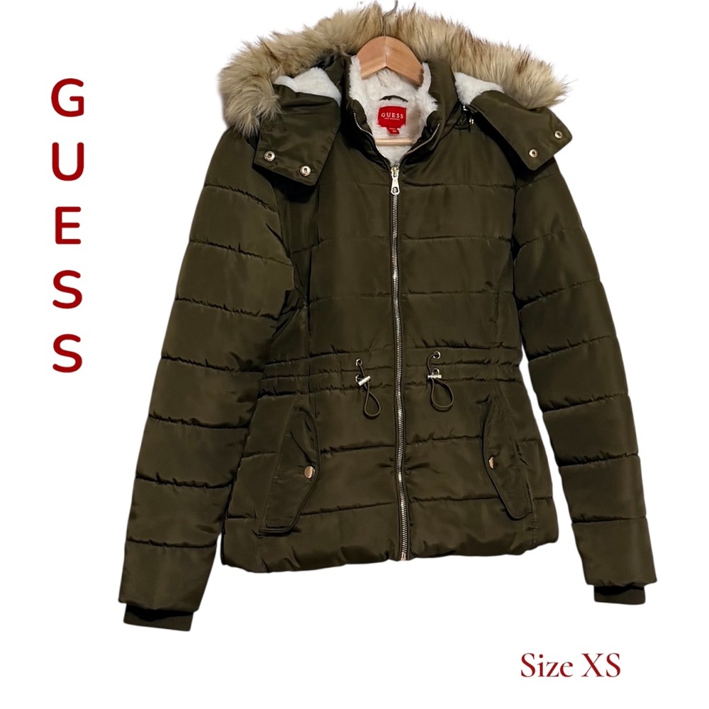 GUESS Dark Green Puffer Jacket with fur hood Size XS B-27